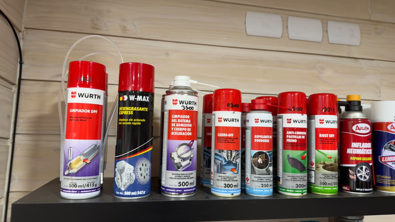 Limpiadores y productos de mantenimiento automotriz disponibles en D&L Motors